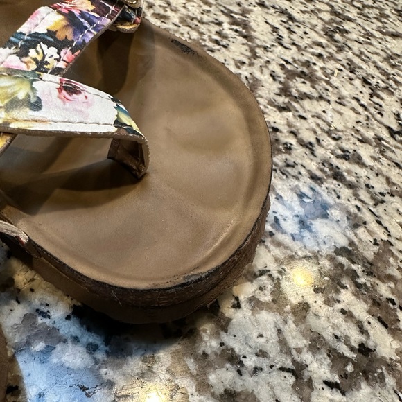 Madden Girl Floral Sandals - Picture 5 of 11